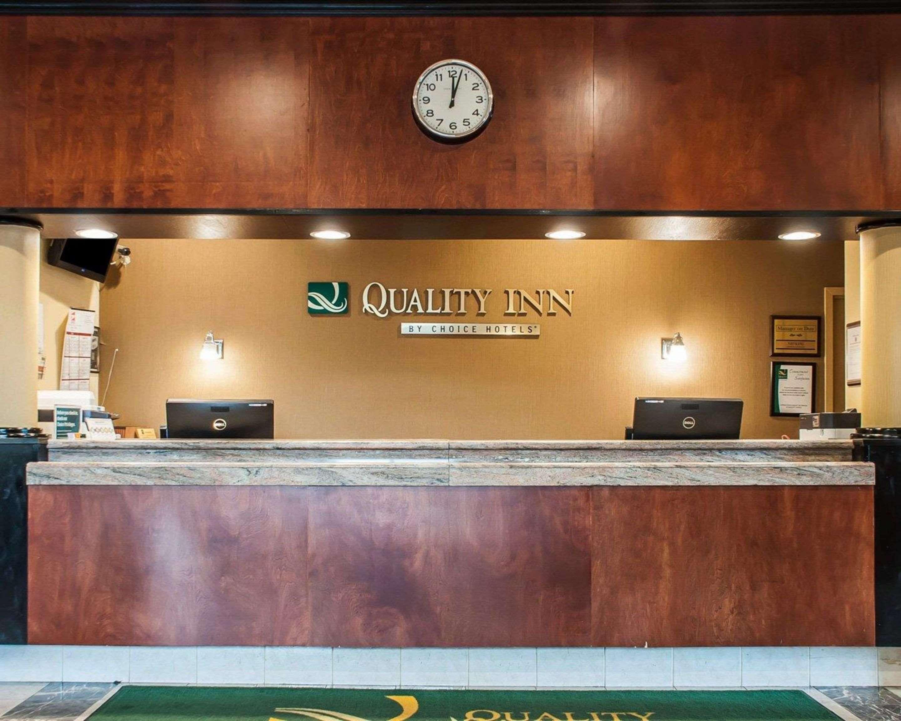 Quality Inn Airport Cheektowaga Eksteriør bilde