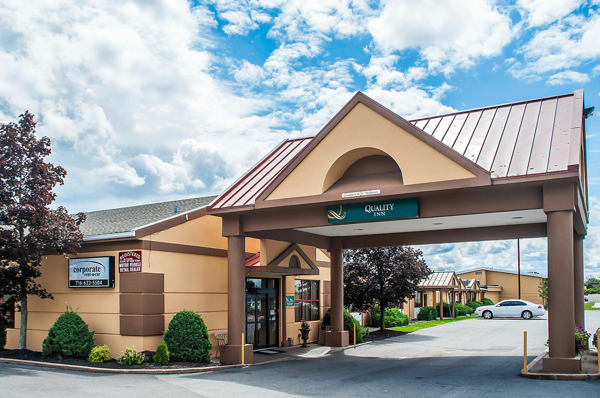Quality Inn Airport Cheektowaga Eksteriør bilde